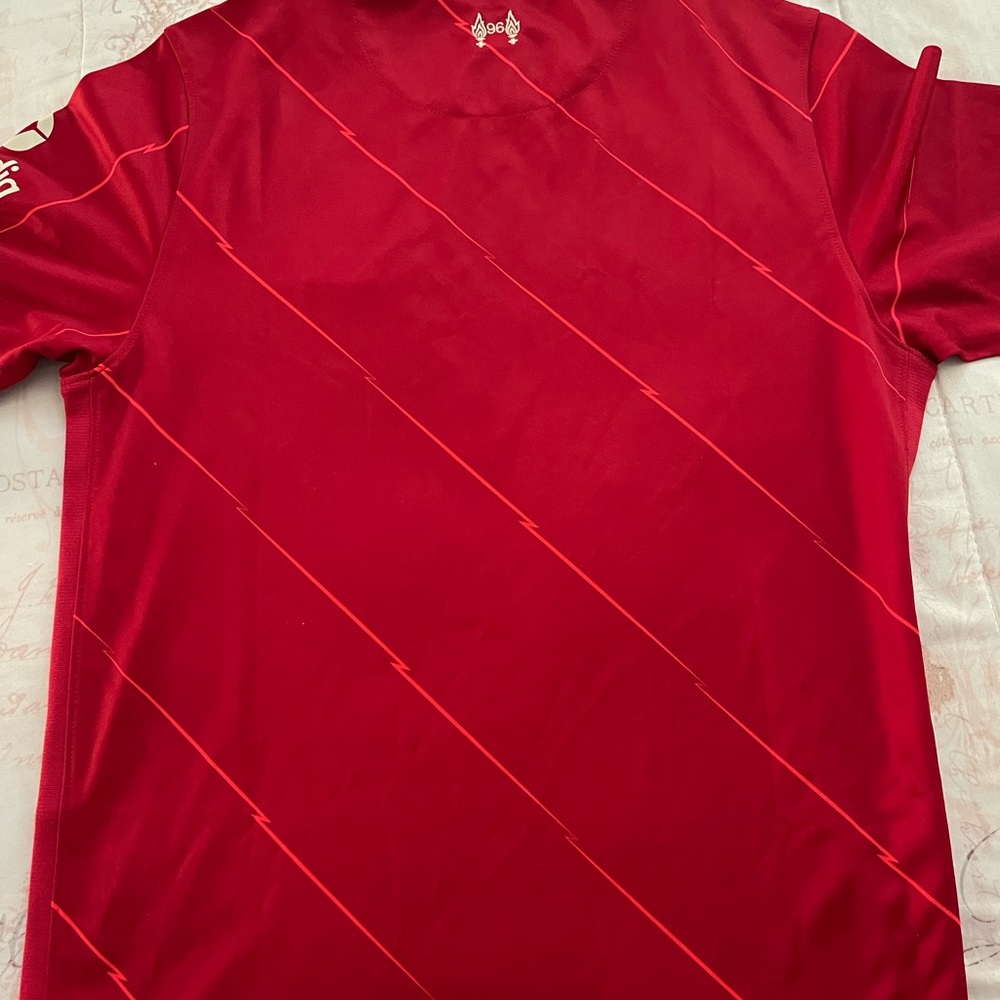 Liverpool jersey 2022